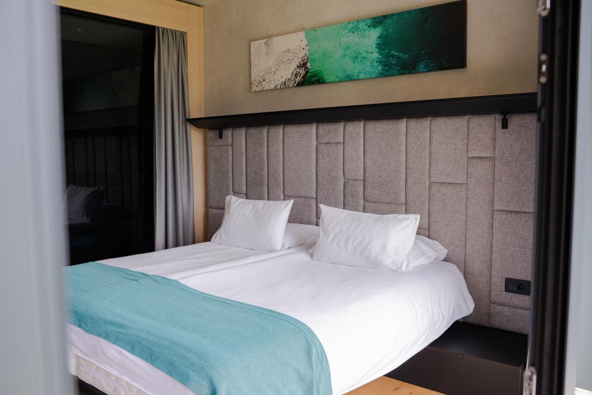 בובק Hotel Soca מראה חיצוני תמונה